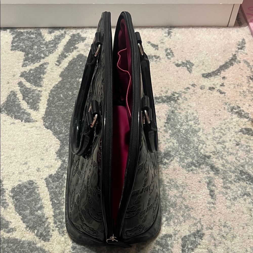Hello Kitty Black Patent Dome Satchel - Picture 4 of 5